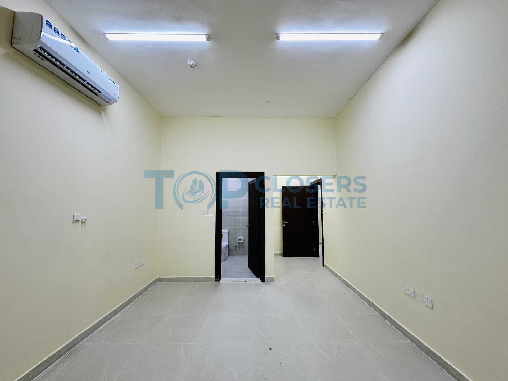Spacious Brand New | Near Tawam Hospital | Near Market - Image 3