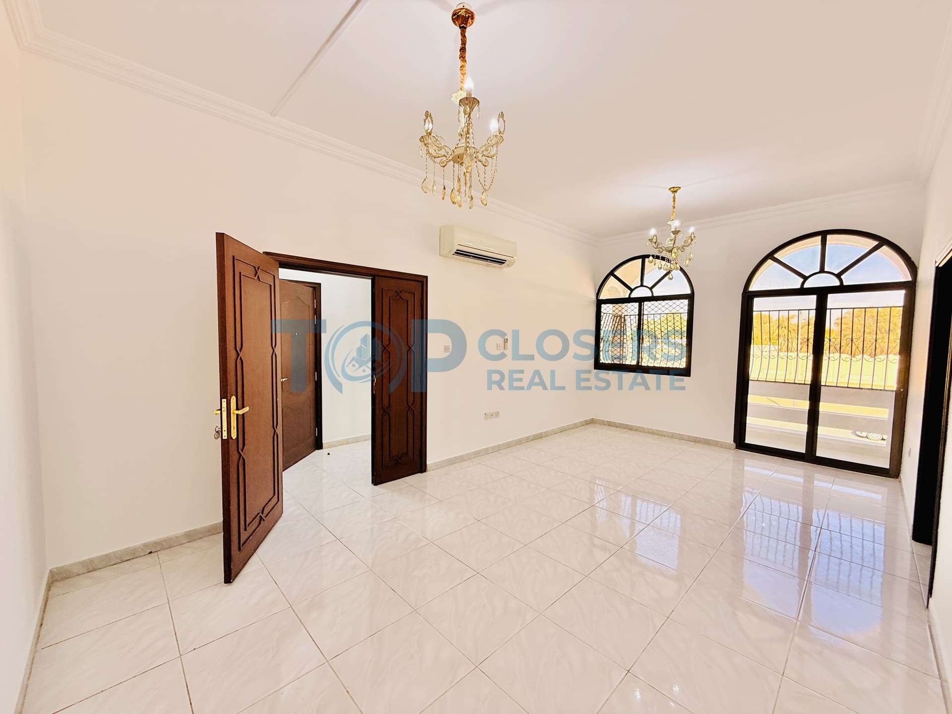 Private Entrance| School Area | Covered Parking - Image 1