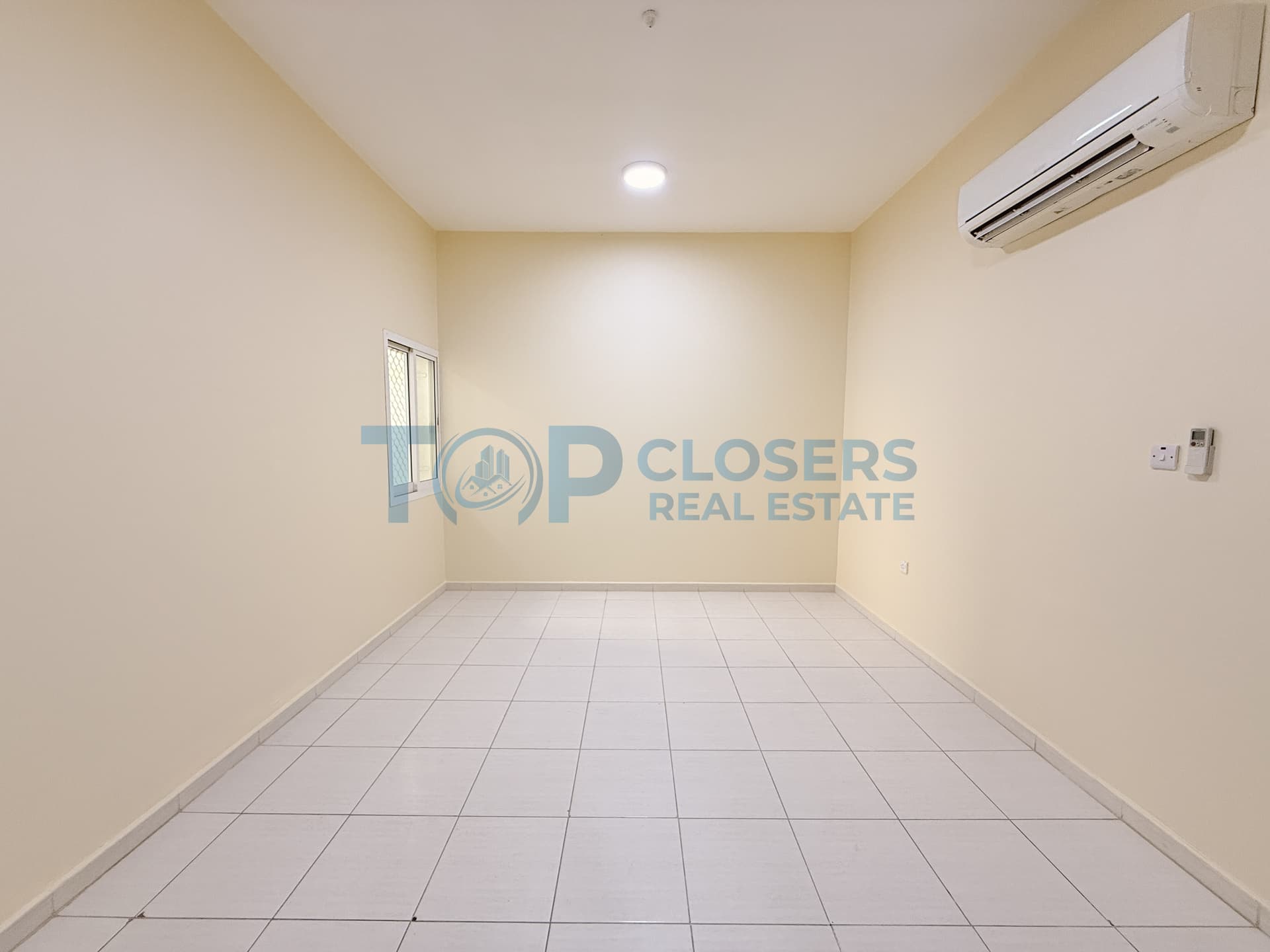 Spacious 3BHK Apartment | Balcony | Covered Parking - Image 4