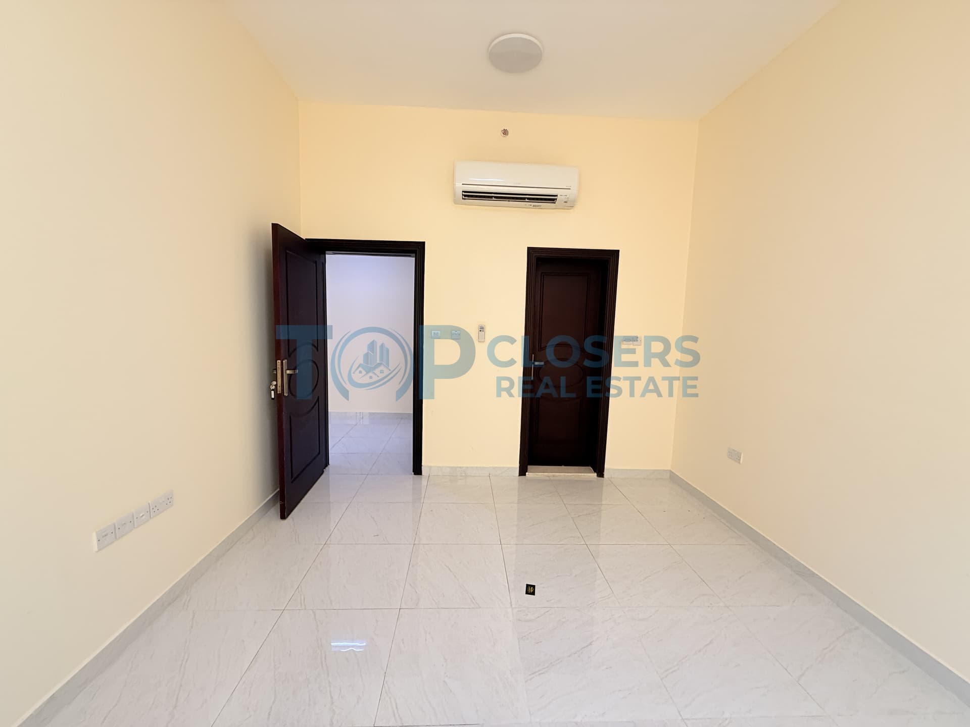 Spacious Apartment | Elevator | Basement Parking - Image 1