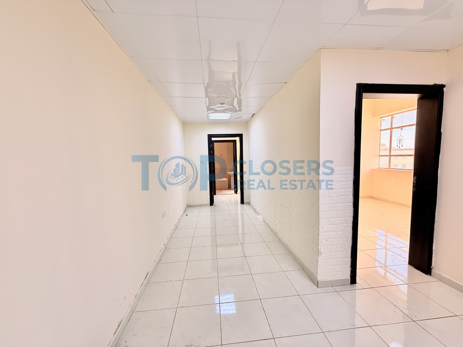 Spacious Apartment | Elevator | Basement Parking - Image 2