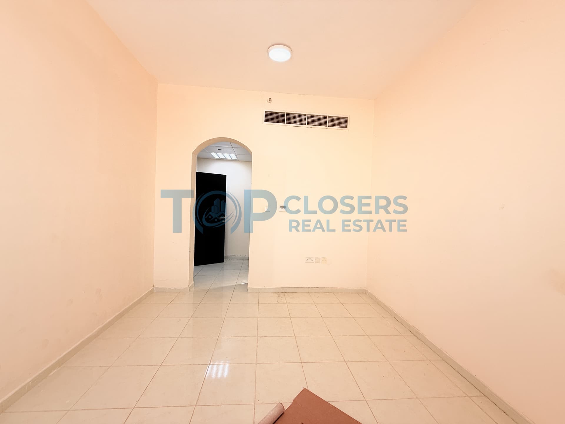 Spacious Apartment | Elevator | Basement Parking - Image 3