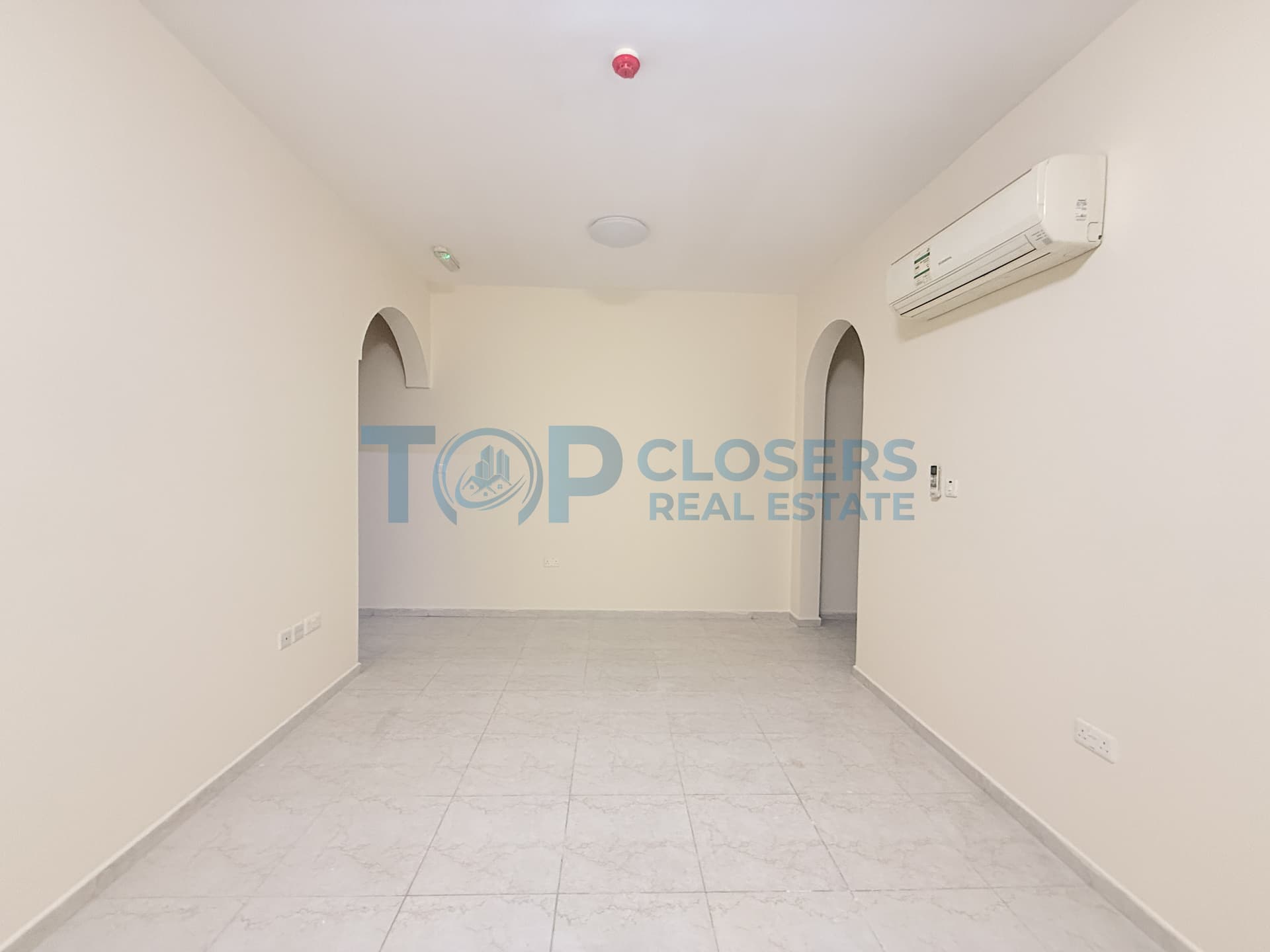 Spacious Apartment | School Area | Covered Parking - Image 2