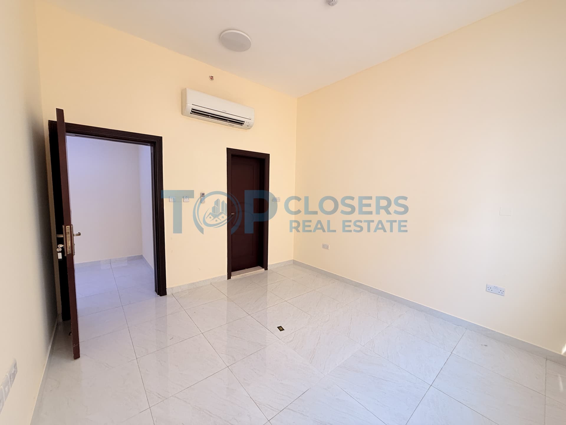 Spacious Apartment | Elevator | Basement Parking - Image 4