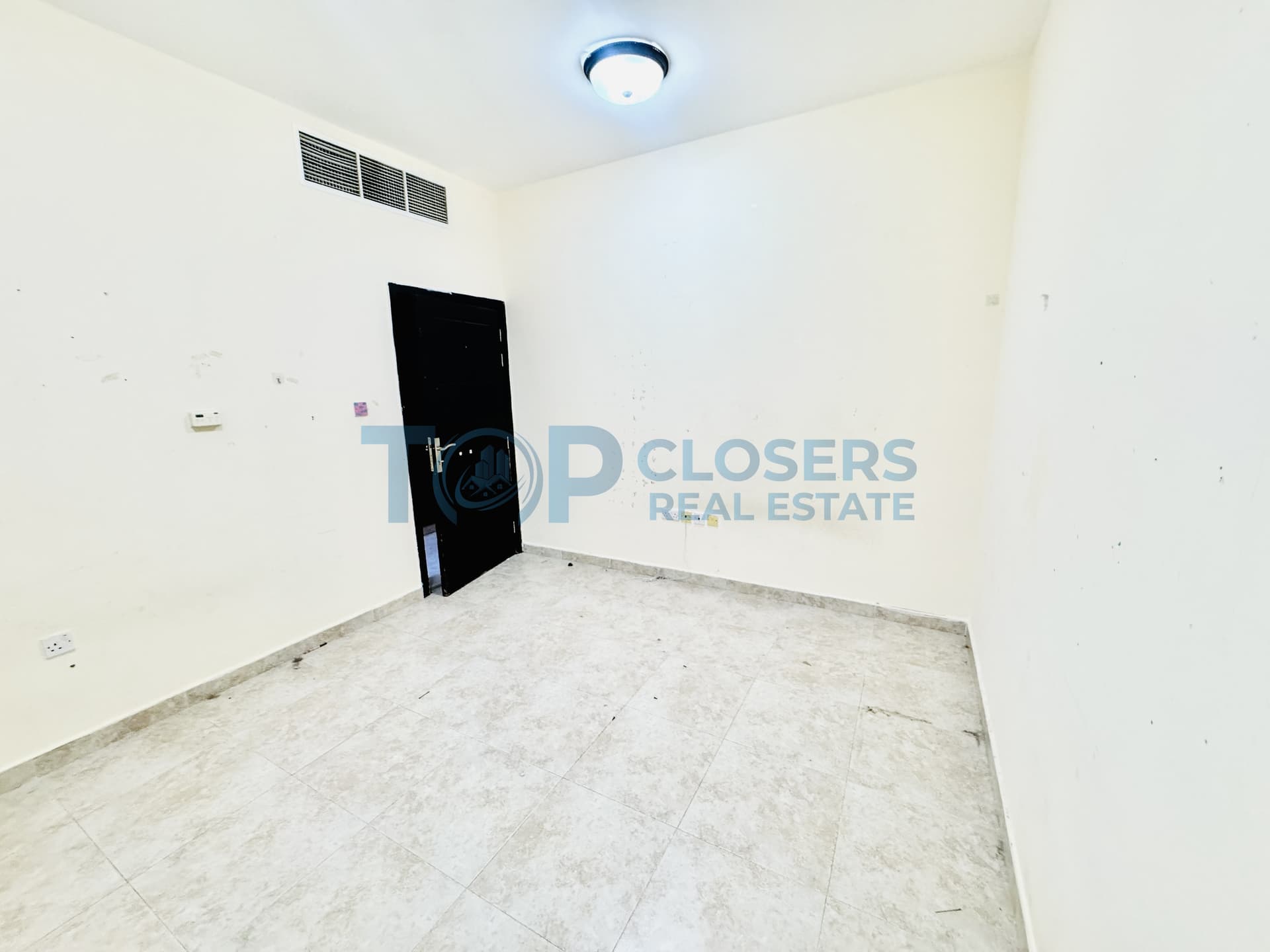 Balcony | Built In Wardrobe | Near To Dubai Exit - Image 4