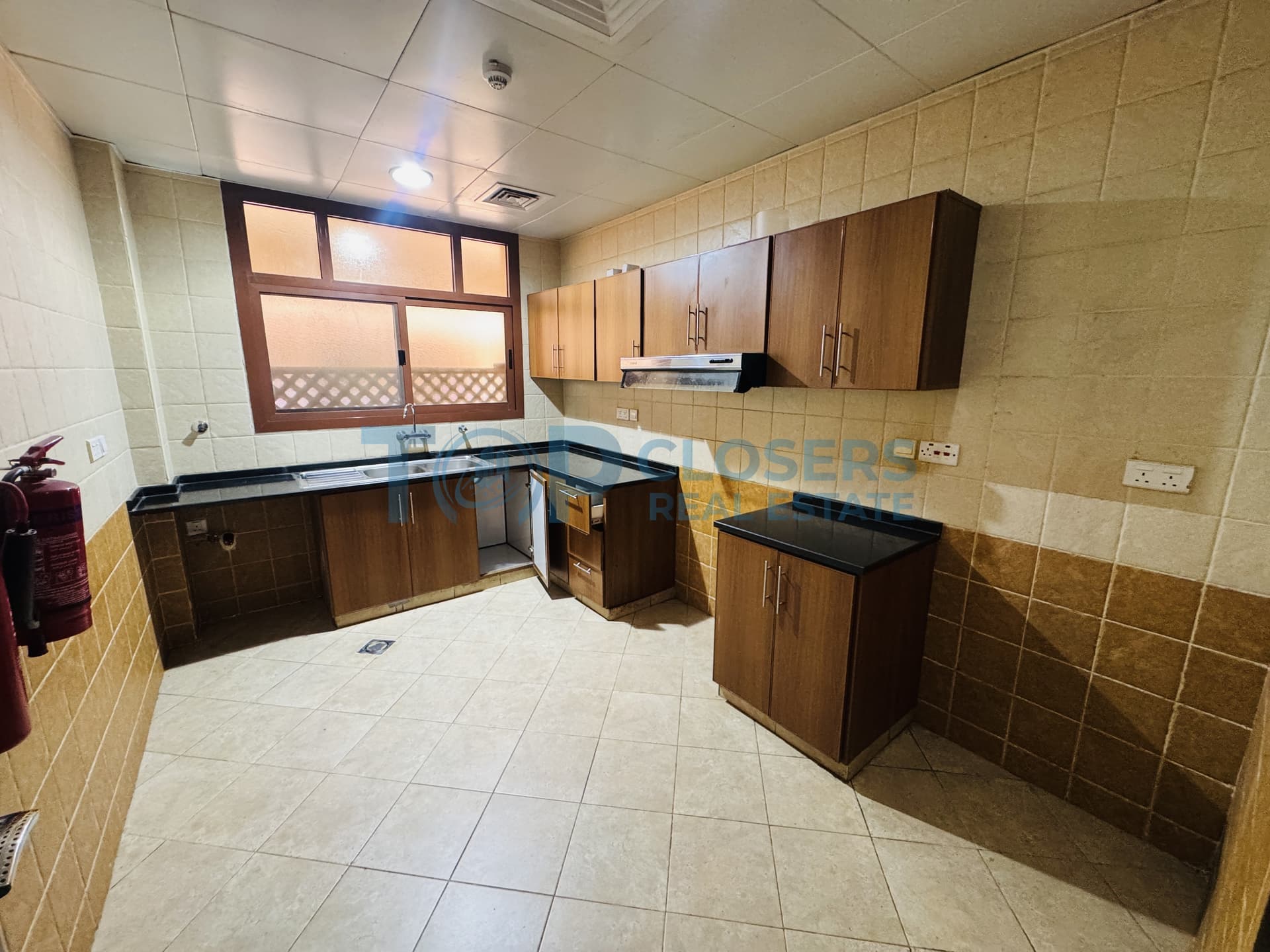 Ground Floor|Central AC|Balcony|Near To University - Image 2