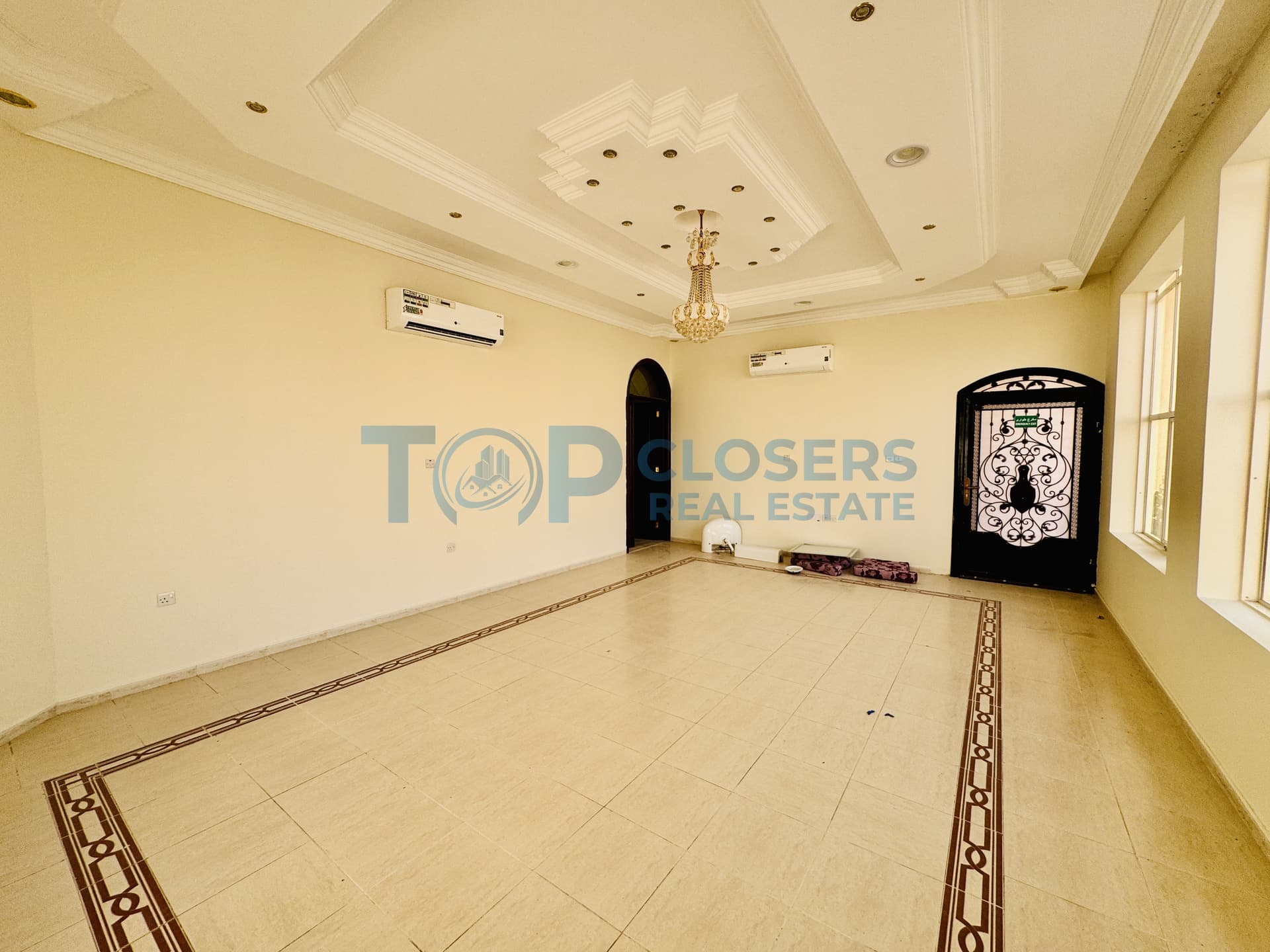 Outside Kitchen | Private Yard | Private Entrance - Image 2