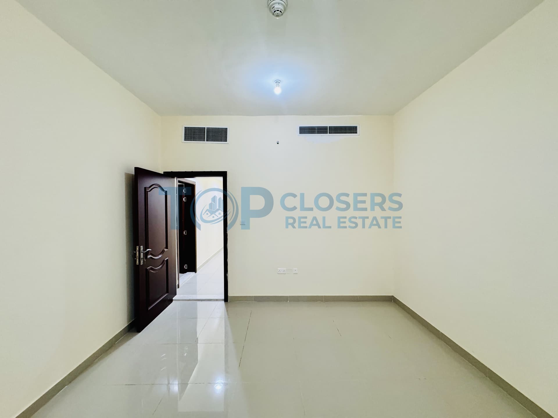 Spacious and Bright | Central Ac | Prime Location - Image 3