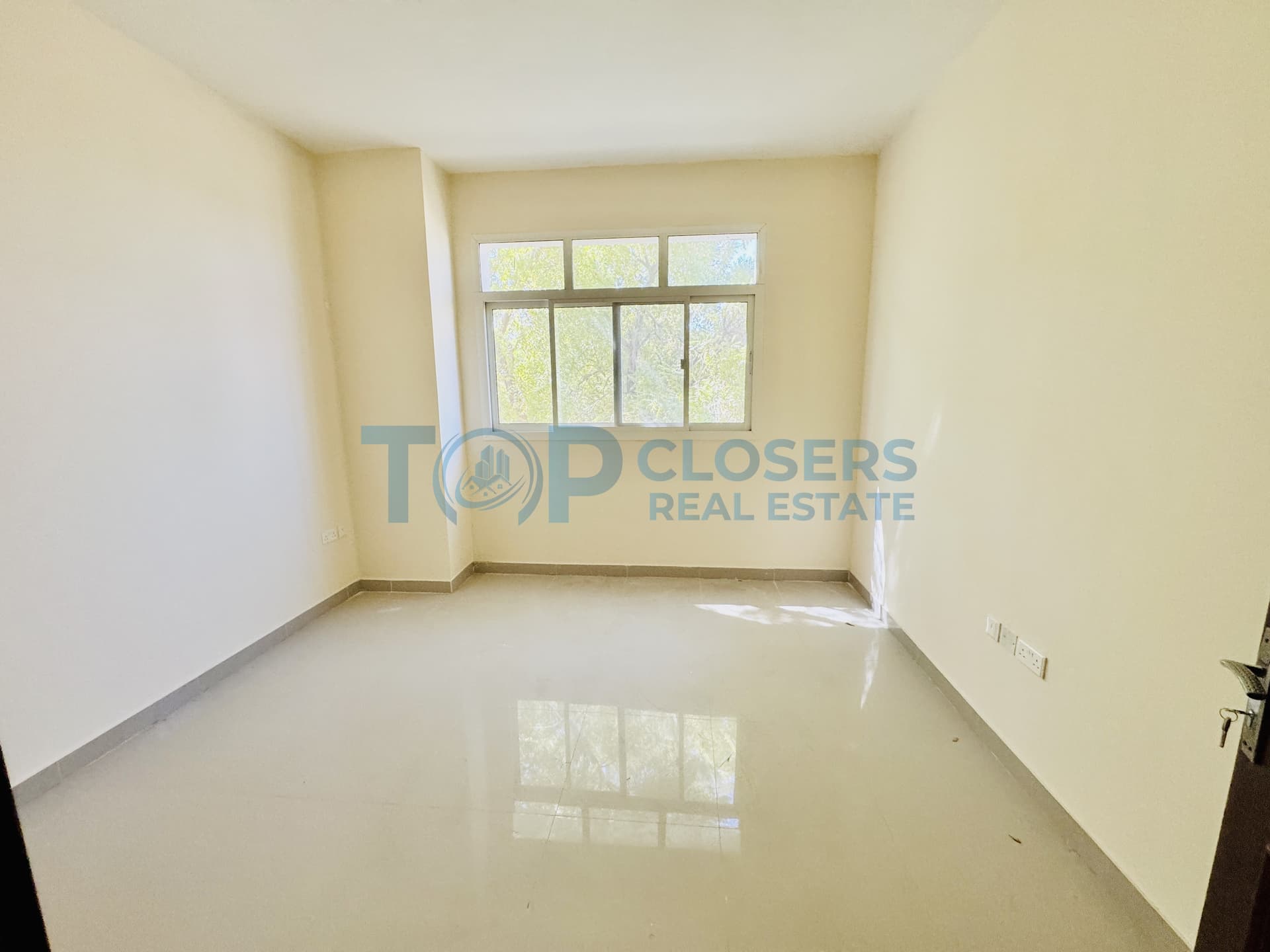 1st Floor | Prime Location | Bright And Spacious - Image 3